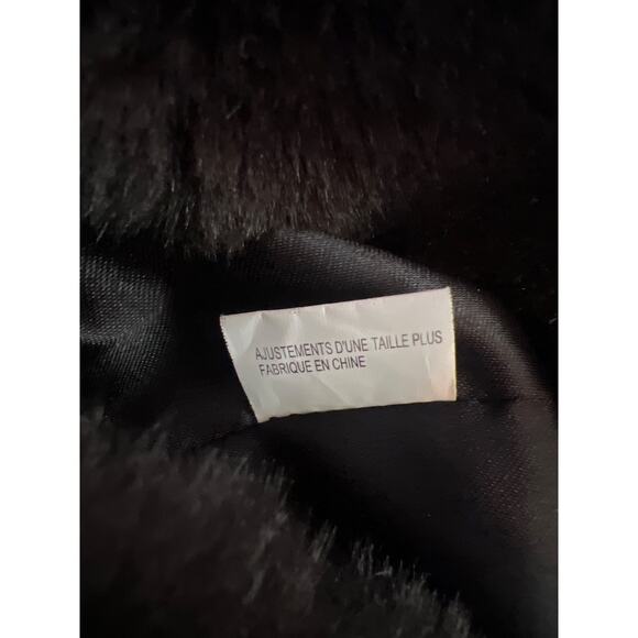 Ushanka faux fur hat black - Picture 8 of 12